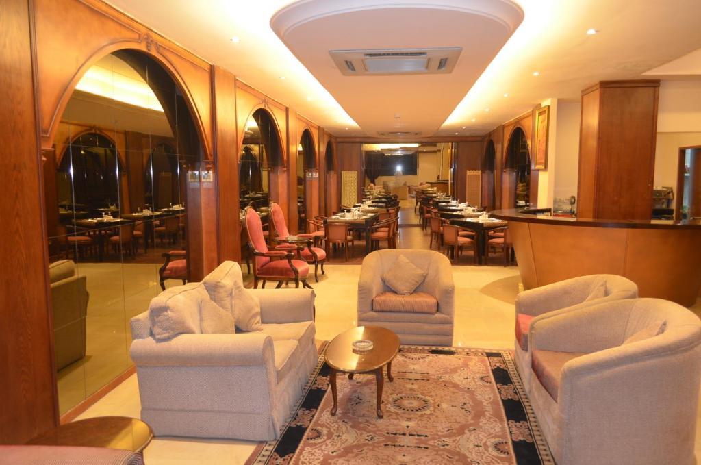 יאנבו Al Higgi Hotel מראה חיצוני תמונה