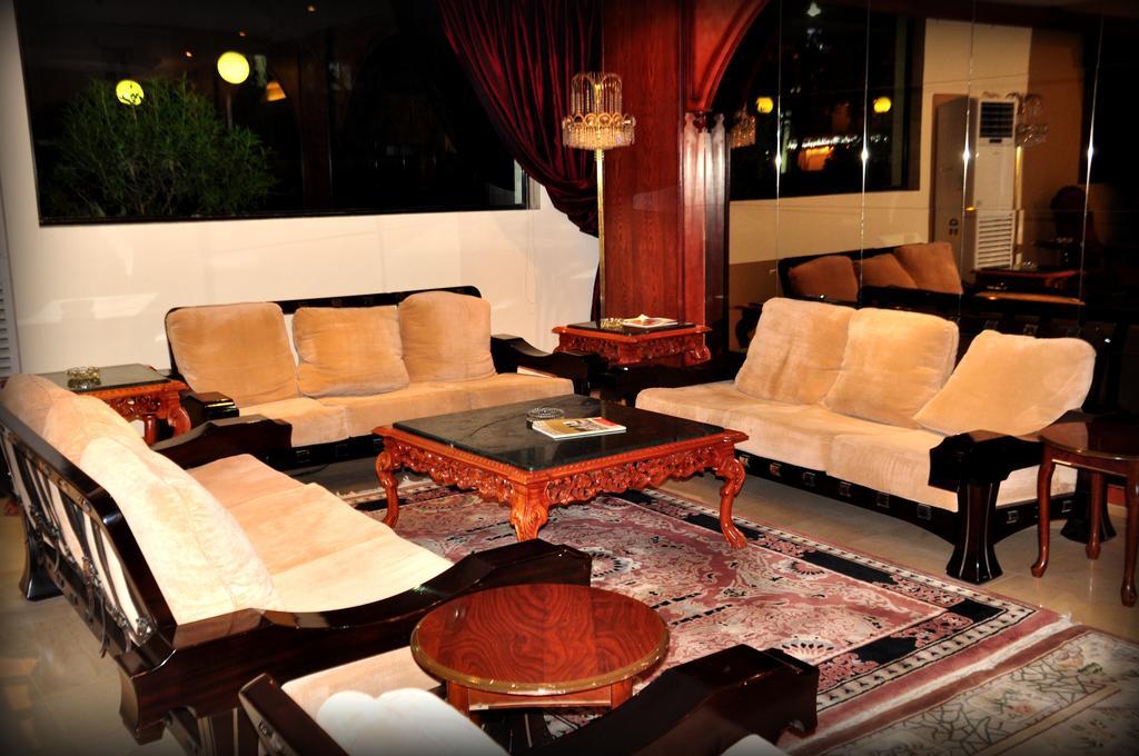 יאנבו Al Higgi Hotel מראה חיצוני תמונה