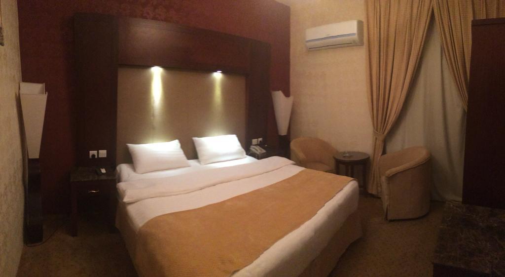 יאנבו Al Higgi Hotel מראה חיצוני תמונה